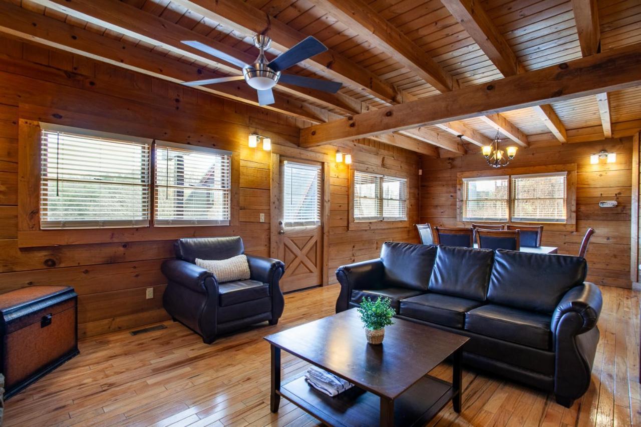 Home Sweet Hideaway Retreat Near Pigeon Forge Εξωτερικό φωτογραφία